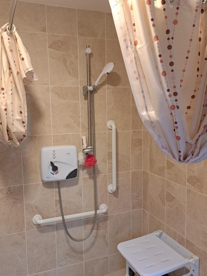 King Size Bed, Private Parking, Centrally Located Kilkenny Dış mekan fotoğraf